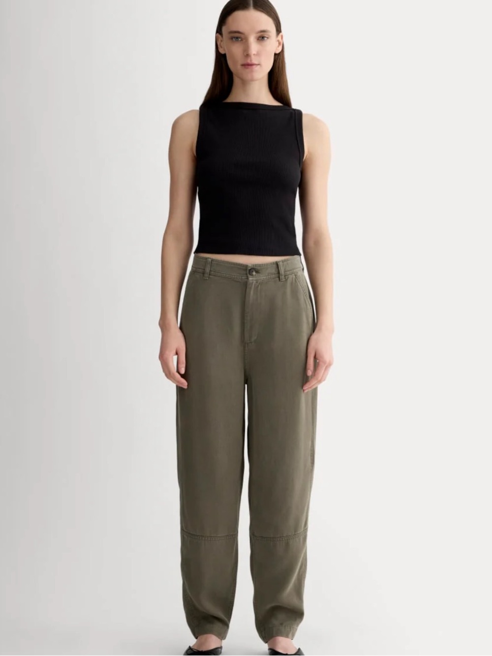Everlane Olive Green Relaxed High Rise Chino Pants in Buttersoft 100% Lyocell